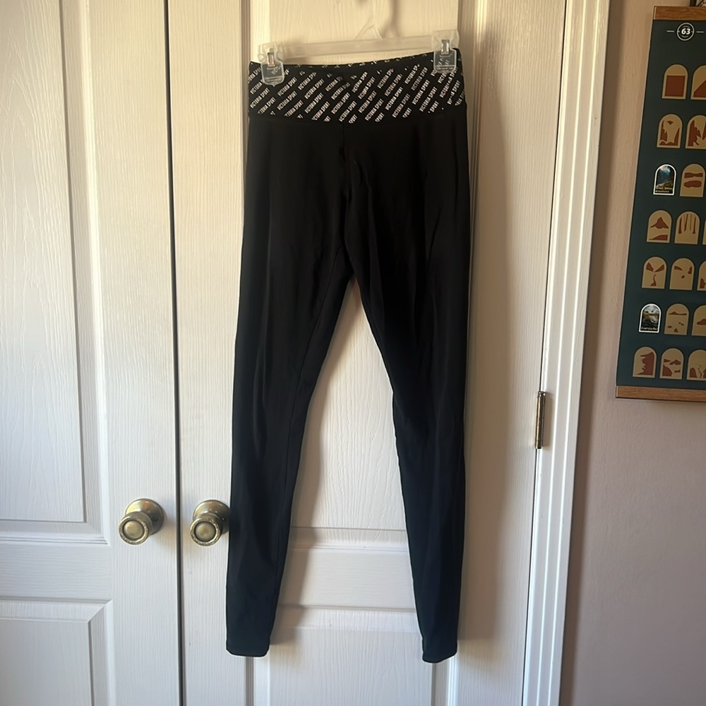 Victoria Sport Black Leggings